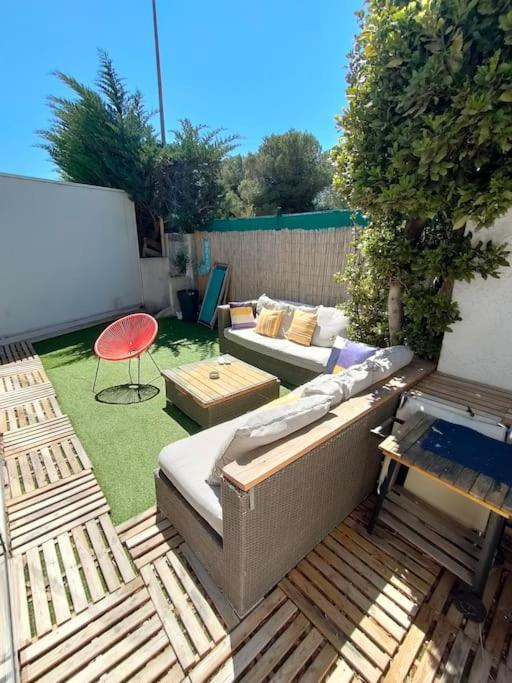 Bord De : Avec Salon D'ete A Sausset-les-Pins