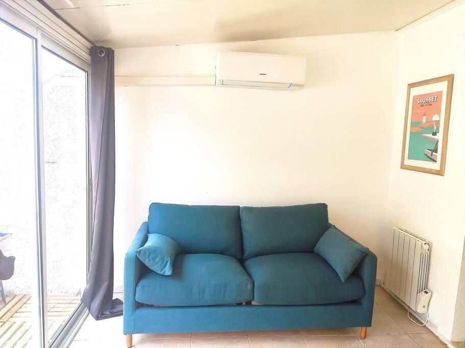Bord De : Avec Salon D'ete A Apartamento