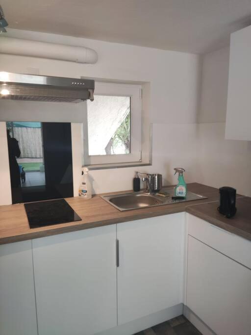 Apartamento Bord De : Avec Salon D'ete A