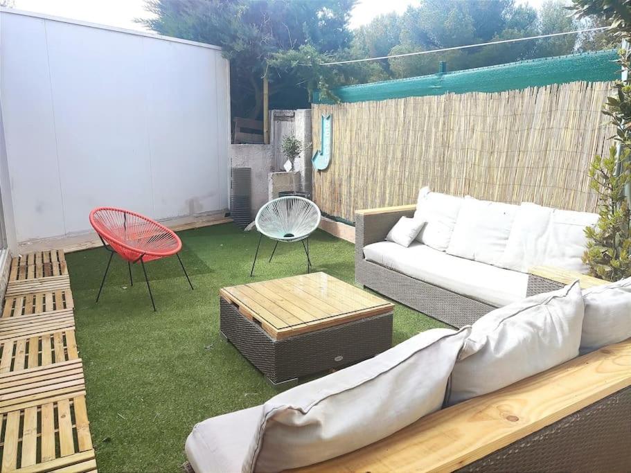 Bord De : Avec Salon D'ete A Appartement *